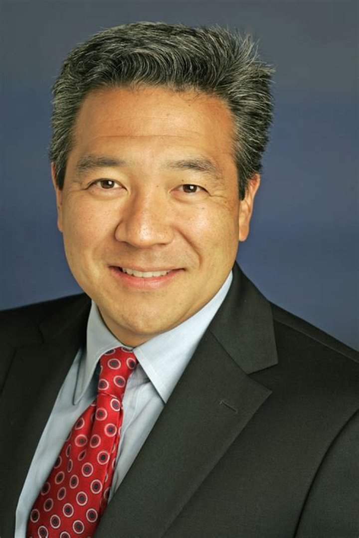 Kevin Tsujihara Biography, Age, Height, Wife, Net Worth, Family