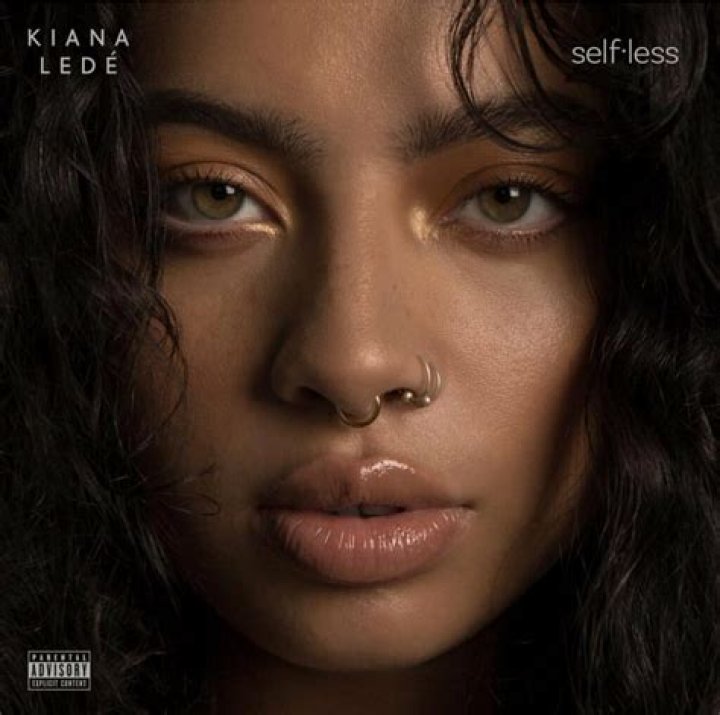 Kiana Ledé biografía, edad, altura, esposa, net worth, familia