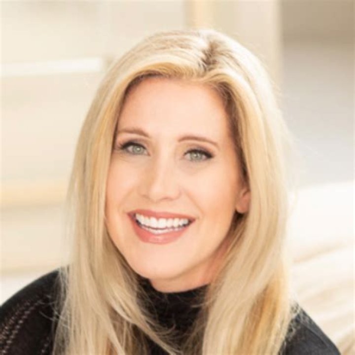 Kim Adams Biography, Age, Height, Wife, Net Worth, Family