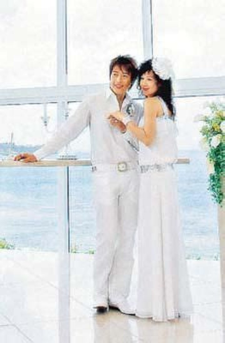 King-Ting Mak Biography, Age, Height, Husband, Net Worth, Family