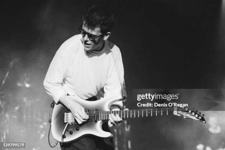 Kirk Pengilly Biography, Age, Height, Wife, Net Worth, Family