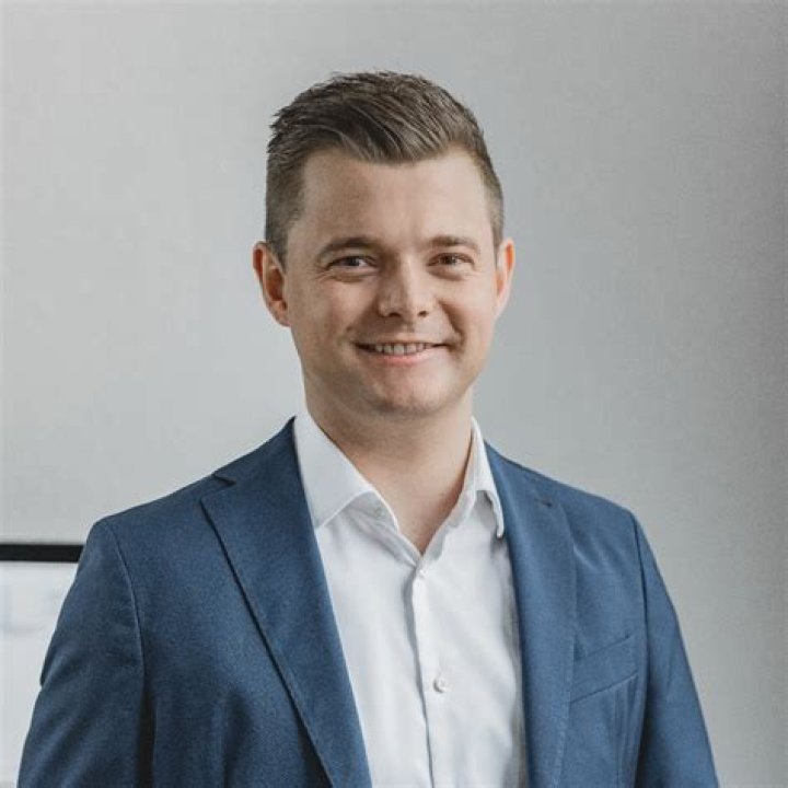 Konstantin Klein Biography, Age, Height, Wife, Net Worth, Family