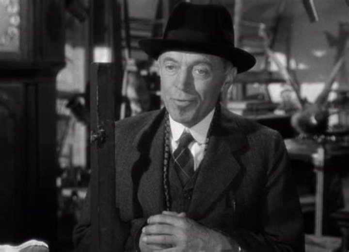 Konstantin Shayne Biography, Age, Height, Wife, Net Worth, Family