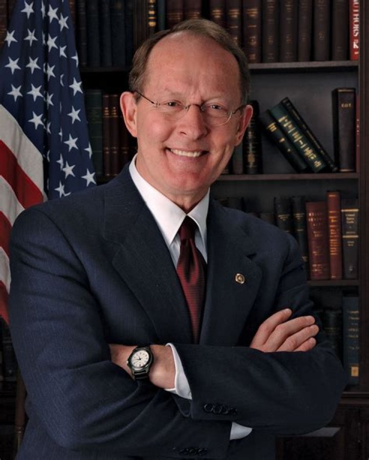 Lamar Alexander Biography, Age, Height, Wife, Net Worth, Family