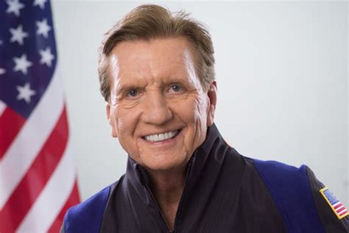 Larry Connor Biography, Age, Height, Wife, Net Worth, Family