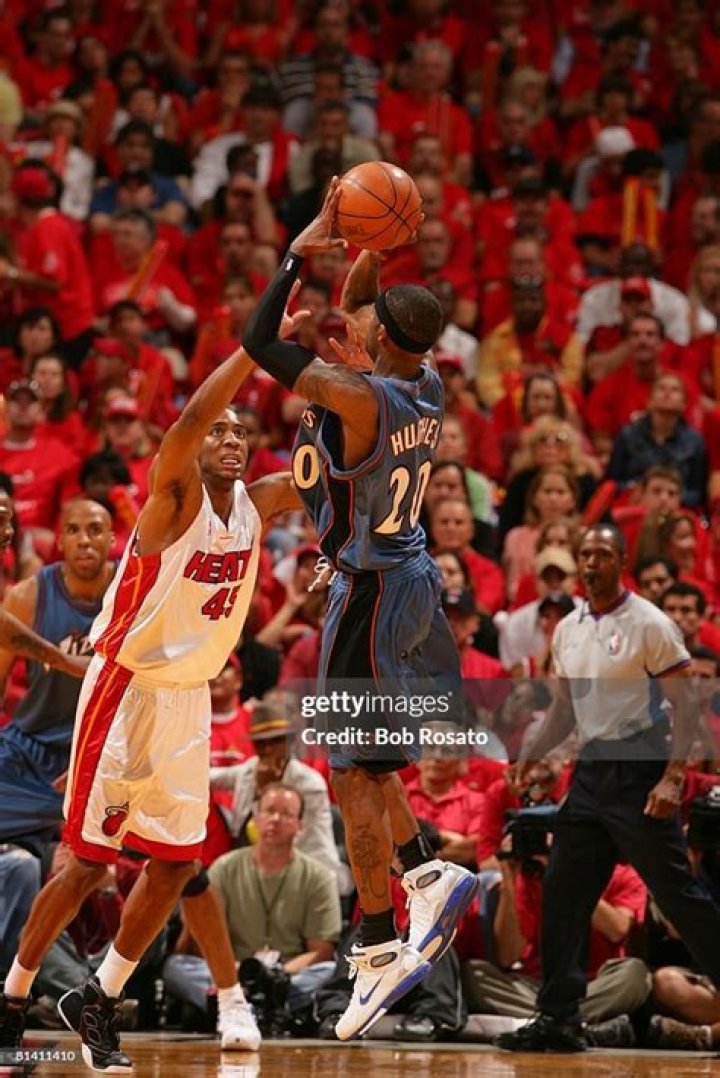 Larry Hughes Biography, Age, Height, Wife, Net Worth, Family