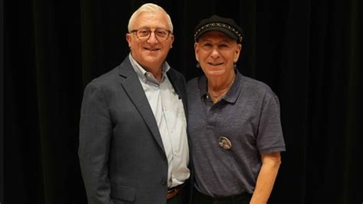 Larry Mathews Biography, Age, Height, Wife, Net Worth, Family