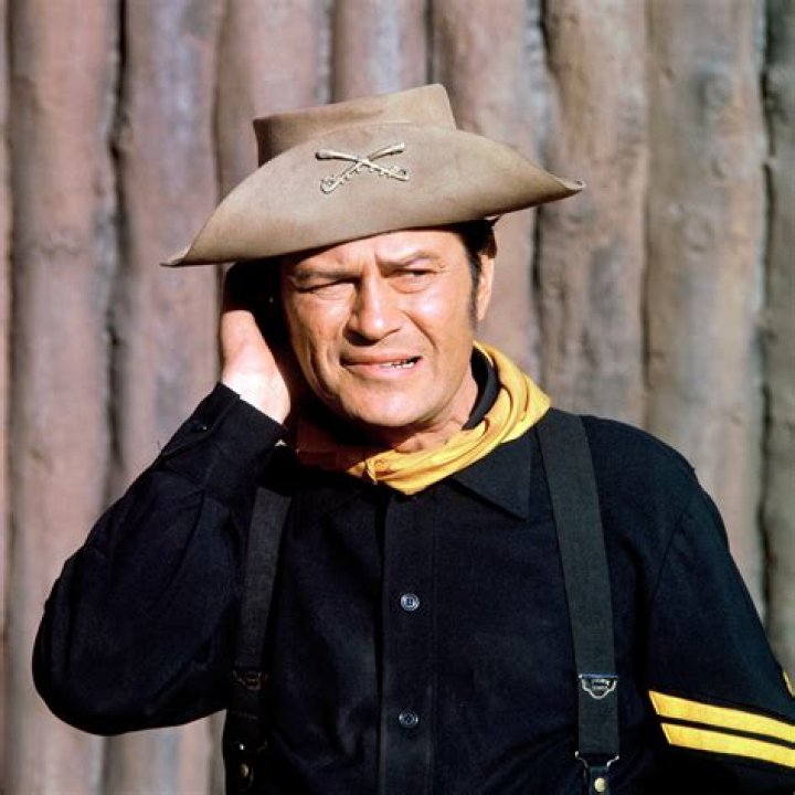 Larry Storch Biography, Age, Height, Wife, Net Worth, Family