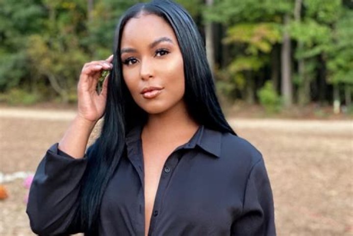 LaToya Forever Biography, Age, Height, Husband, Net Worth, Family