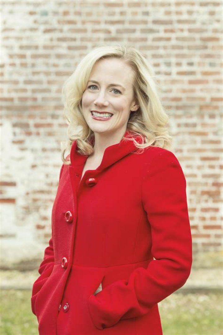 Laura Lifshitz Biography, Age, Height, Husband, Net Worth, Family