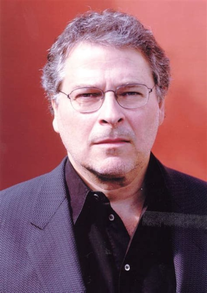 Lawrence Kasdan Biography, Age, Height, Wife, Net Worth, Family