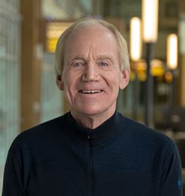 Lee Crawford Biography, Age, Height, Husband, Net Worth, Family