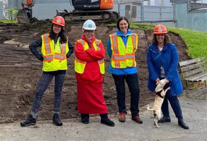 Leona Brown Biography, Age, Height, Husband, Net Worth, Family