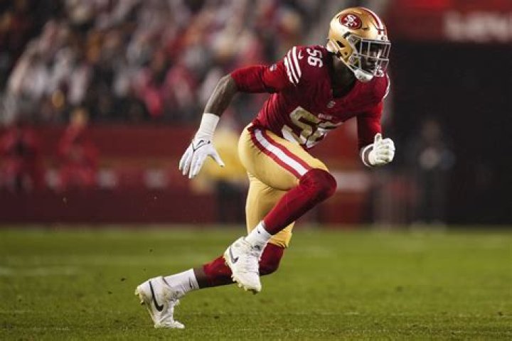 Leonard Floyd biografía, edad, altura, esposo, net worth, familia