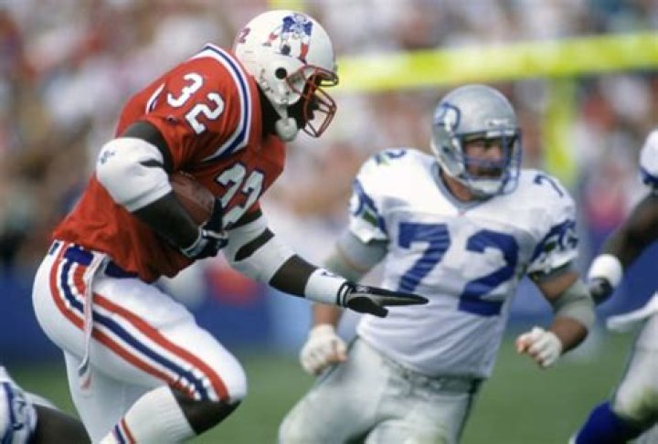 Leonard Russell Biography, Age, Height, Wife, Net Worth, Family