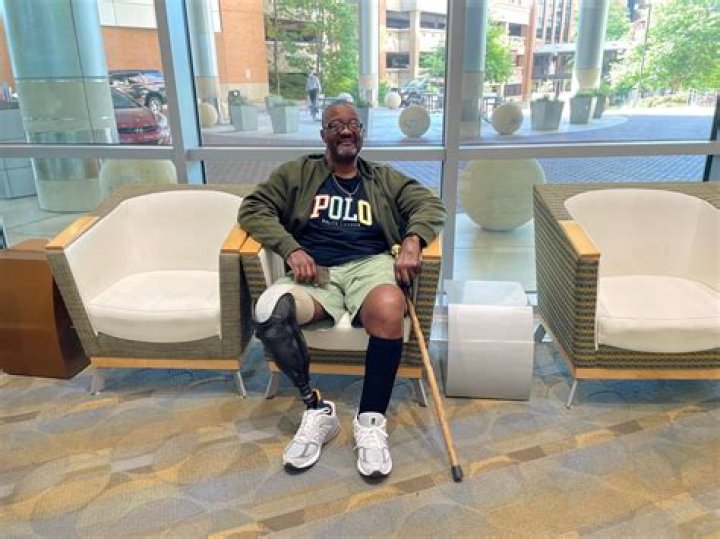 Leotis Harris Biography, Age, Height, Wife, Net Worth, Family