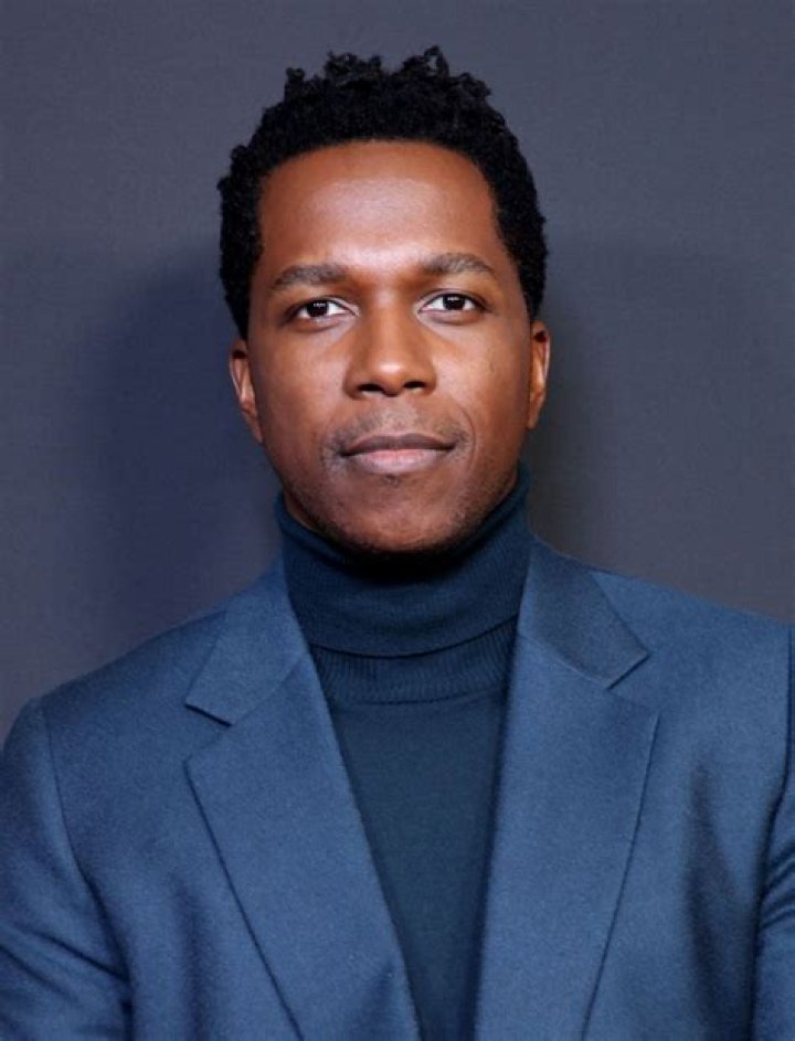 Leslie Odom Jr. Biography, Age, Height, Wife, Net Worth, Family