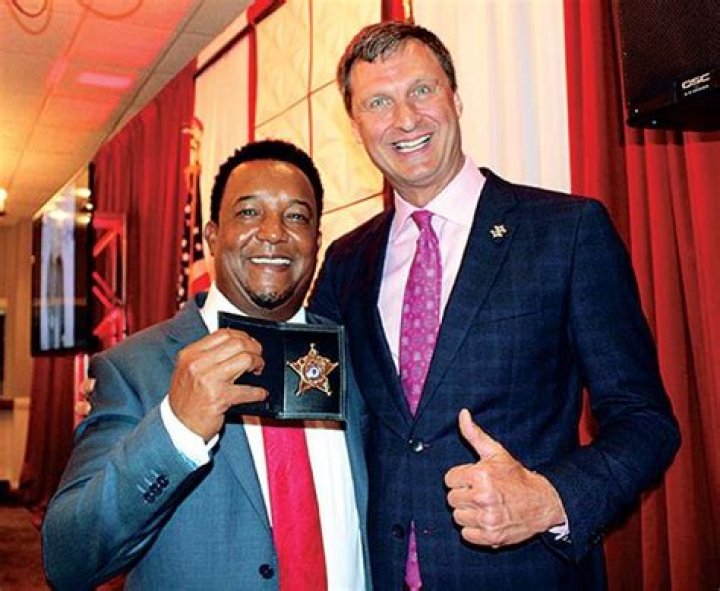 Lewis Evangelidis Biography, Age, Height, Wife, Net Worth, Family