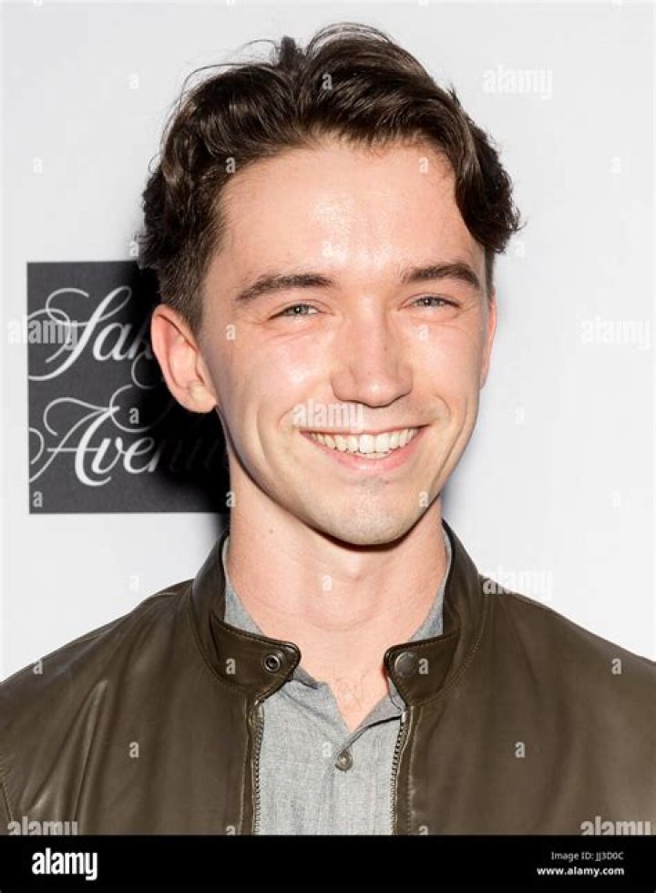 Liam Aiken biografía, edad, altura, esposo, net worth, familia