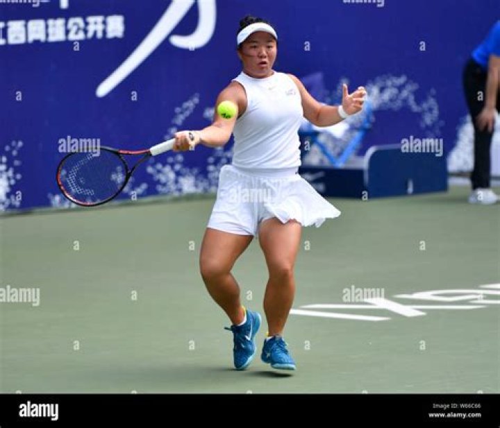 Liang En-shuo Biography, Age, Height, Husband, Net Worth, Family