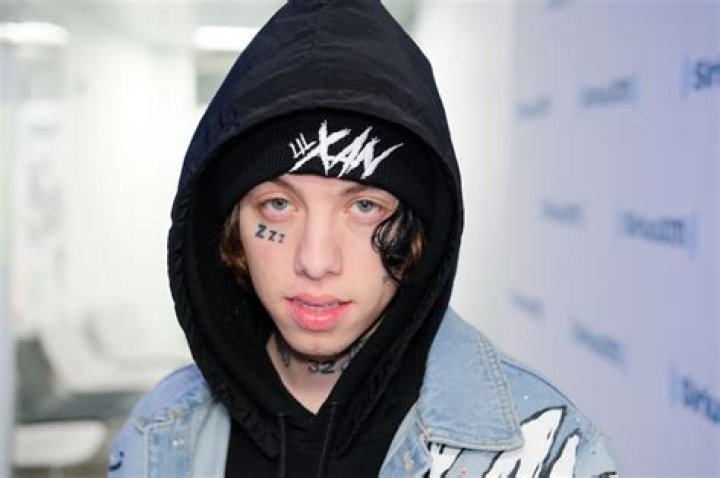 Lil Xan Biography, Age, Height, Wife, Net Worth, Family