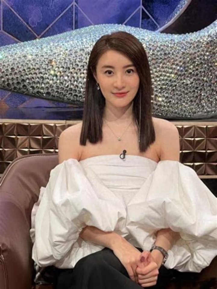 Lin Xiawei Biography, Age, Height, Husband, Net Worth, Family