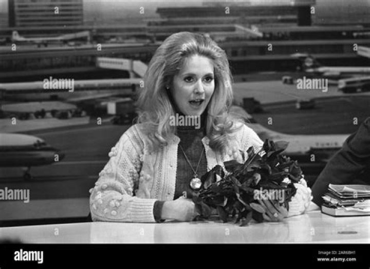 Linda Marshall biografía, edad, altura, esposa, net worth, familia