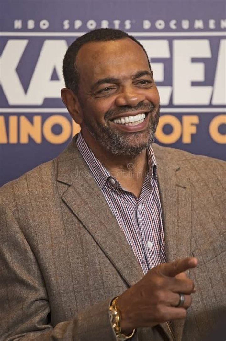 Lionel Hollins Biography, Age, Height, Wife, Net Worth, Family