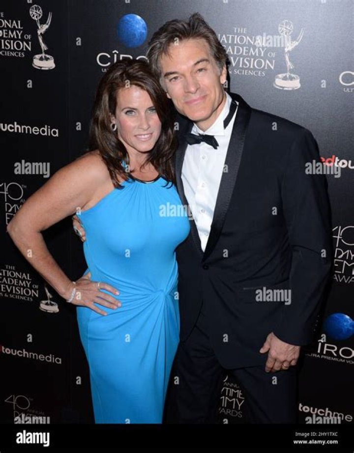 Lisa Oz Biography, Age, Height, Husband, Net Worth, Family