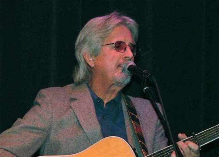 Lobo (musician) Biography, Age, Height, Wife, Net Worth and Family