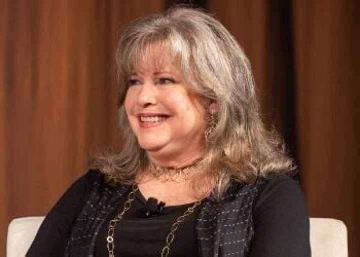 Lorianne Crook Biography, Age, Height, Husband, Net Worth, Family