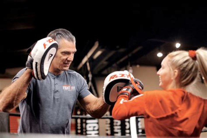 Lou Savarese Biography, Age, Height, Wife, Net Worth, Family