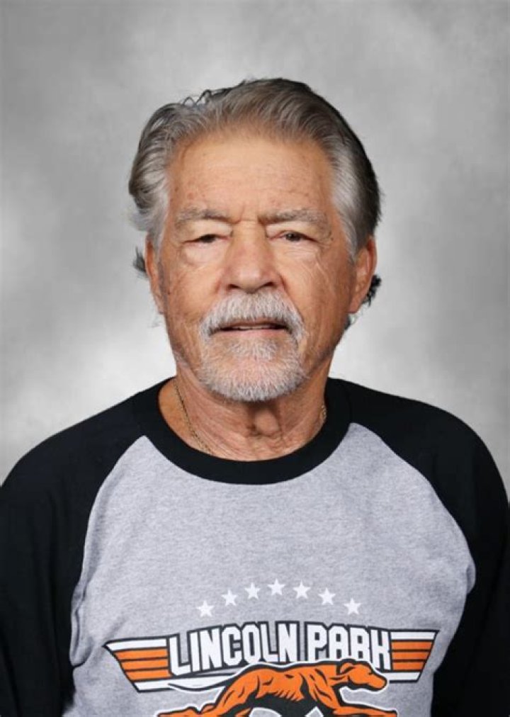 Louis Capozzoli Biography, Age, Height, Wife, Net Worth and Family