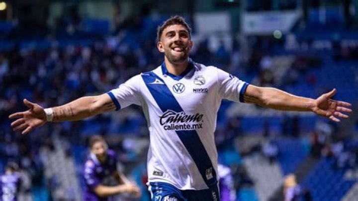 Lucas Cavallini Biography, Age, Height, Wife, Net Worth, Family