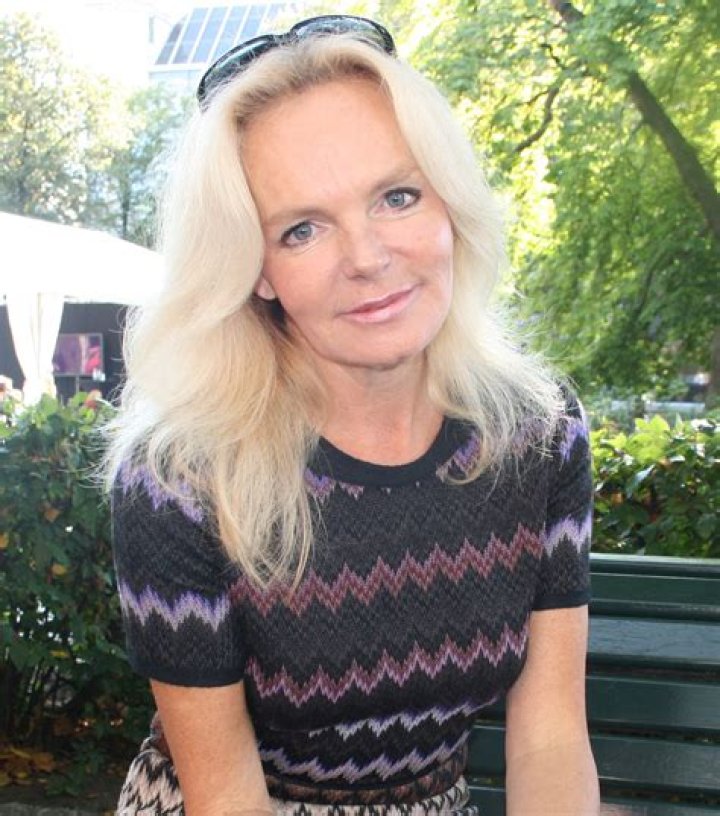 Lucinda Riley Biography, Age, Height, Husband, Net Worth, Family