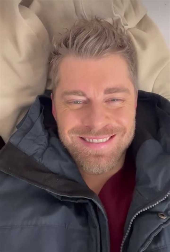 Luke Mitchell Biography, Age, Height, Wife, Net Worth, Family