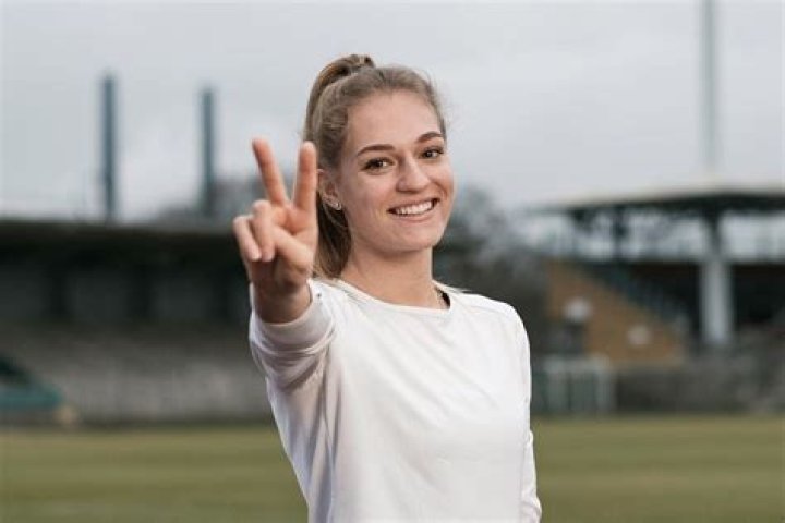 Luna Bulmahn biografía, edad, altura, esposa, net worth, familia