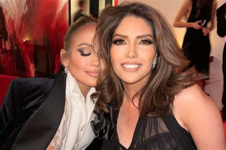 Lynda Lopez Biography, Age, Height, Husband, Net Worth, Family