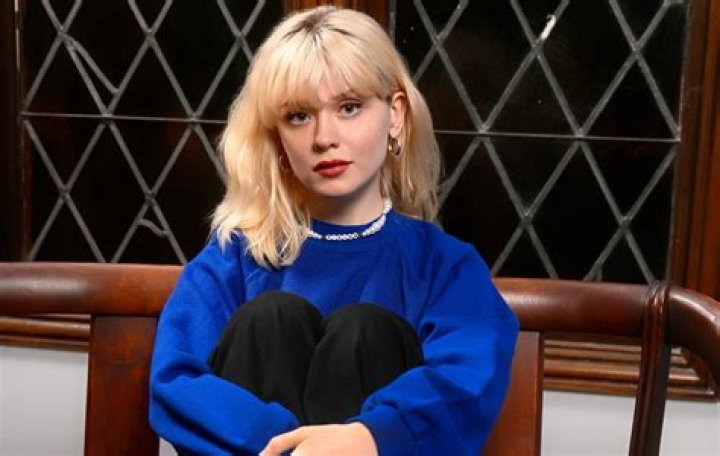 Maisie Peters Biography, Age, Height, Husband, Net Worth, Family