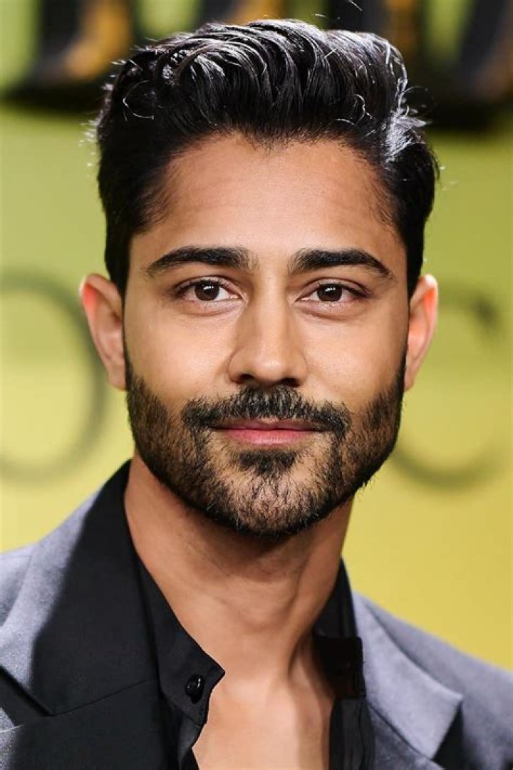 Manish Dayal Biography, Age, Height, Wife, Net Worth, Family