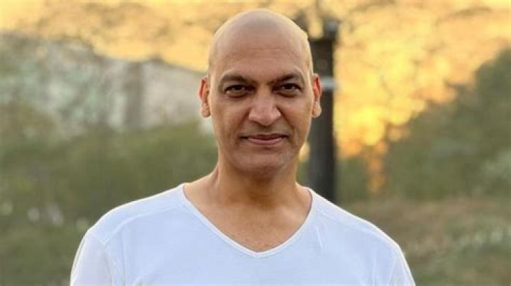 Manish Wadhwa Biography, Age, Height, Wife, Net Worth, Family