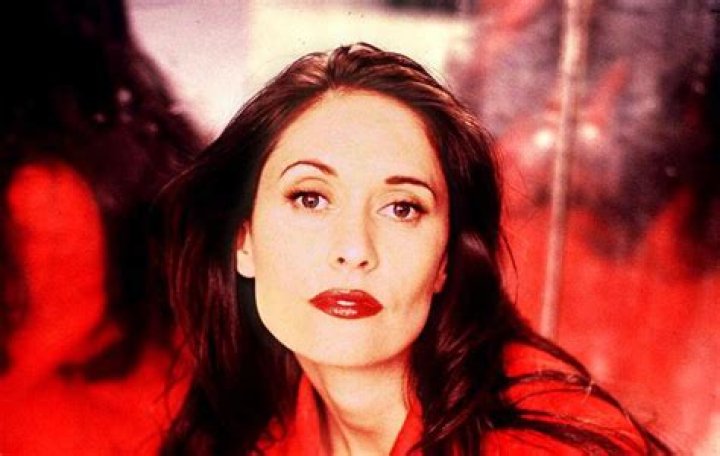 Margaret Urlich Biography, Age, Height, Husband, Net Worth, Family