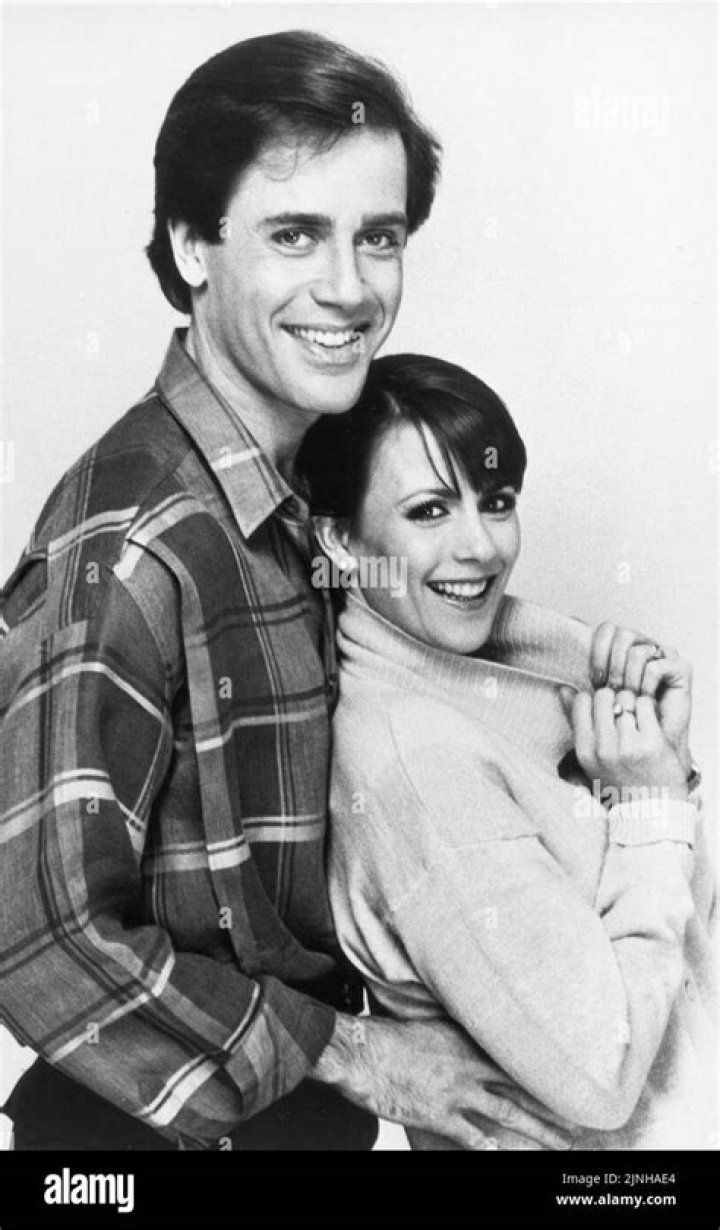 Mark Pinter Biography, Age, Height, Wife, Net Worth, Family