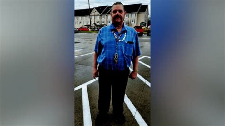 Mark Van Fossen Biography, Age, Height, Wife, Net Worth, Family