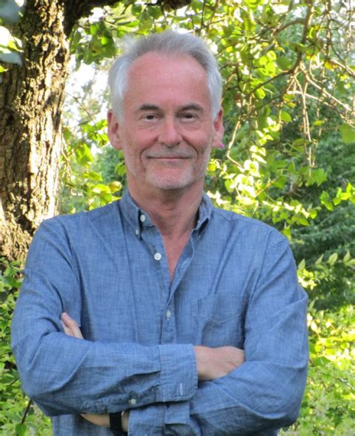 Martin Sixsmith Biography, Age, Height, Wife, Net Worth, Family