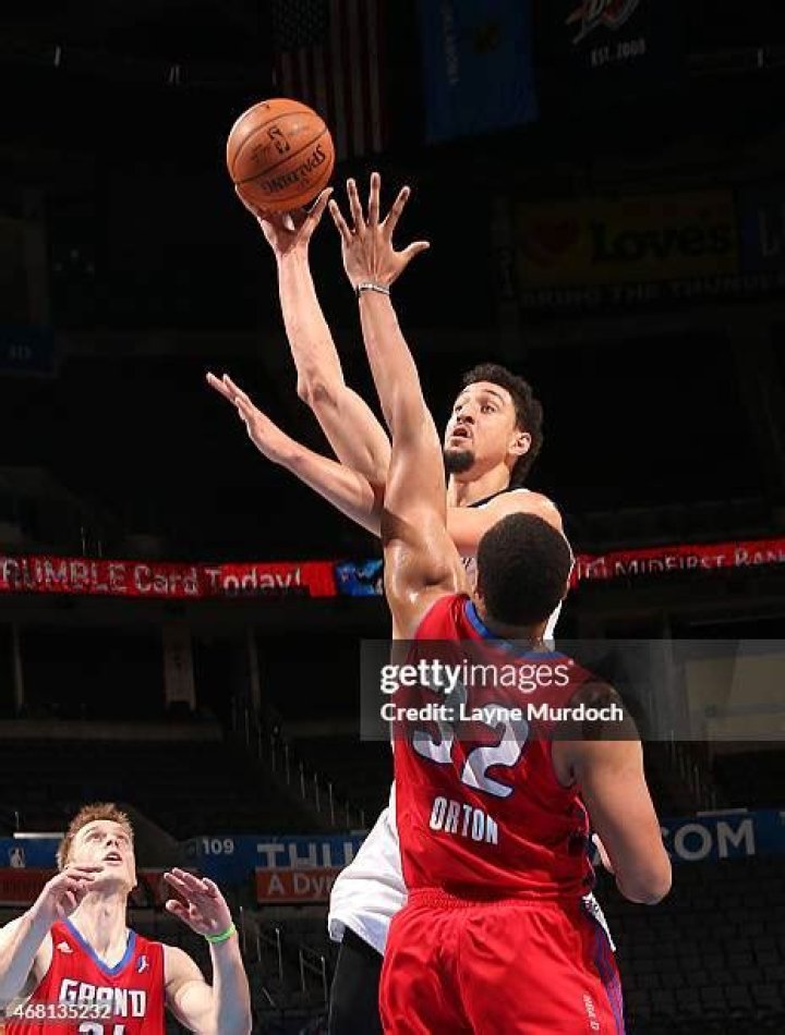 Maurice Sutton Biography, Age, Height, Wife, Net Worth, Family