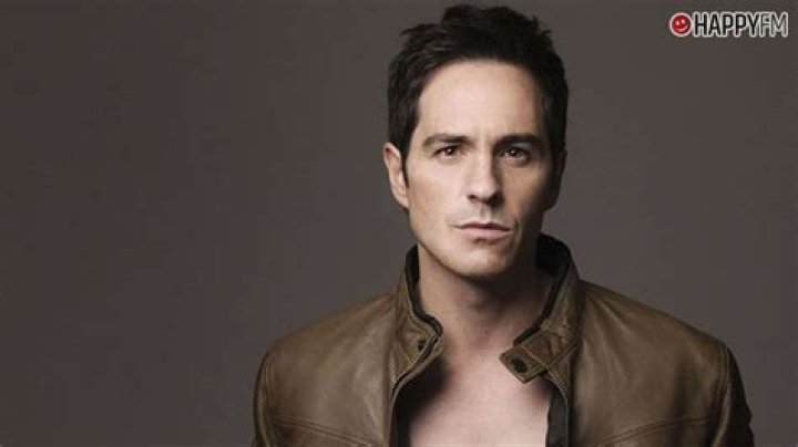 Mauricio Ochmann biografía, edad, altura, esposo, net worth, familia