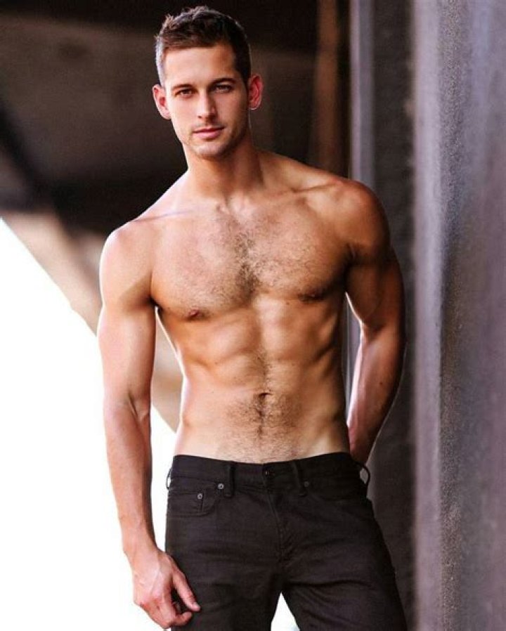Max Emerson Biography, Age, Height, Wife, Net Worth, Family
