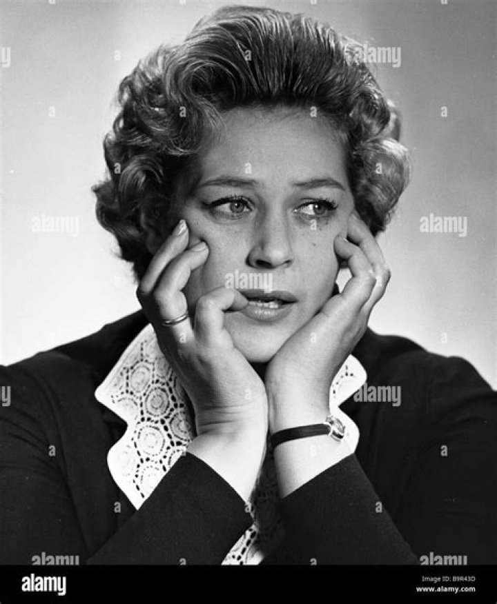 Maya Menglet Biography, Age, Height, Husband, Net Worth, Family