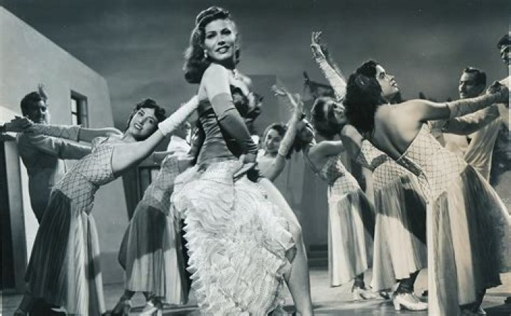 Meche Barba Biography, Age, Height, Husband, Net Worth, Family